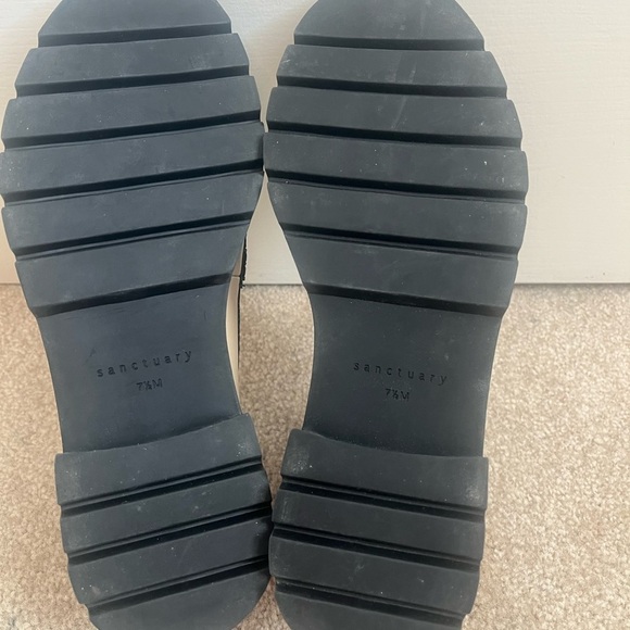 Westside Loafer (Women) Sanctuary 7.5 - Picture 3 of 8